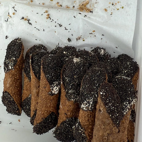 Cannoli – Chocolate (Delivery)