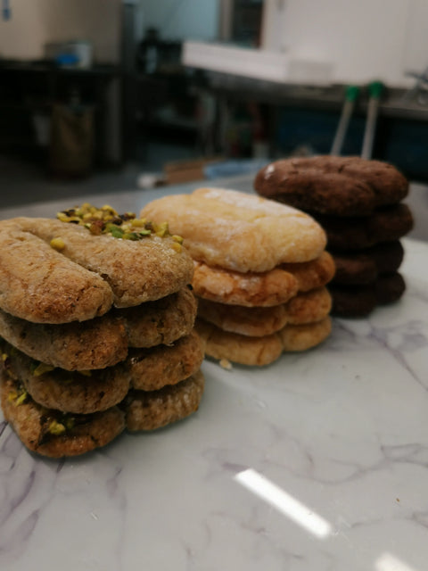 Mixed Amaretti Box Of 12
