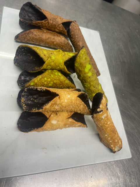 Mixed Cannoli Shells