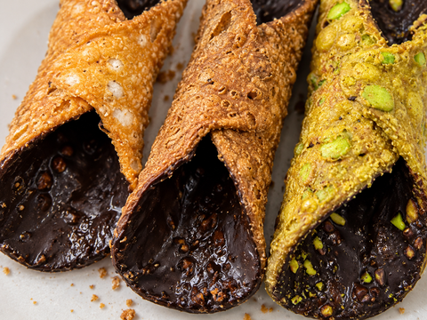Mixed Cannoli Shells