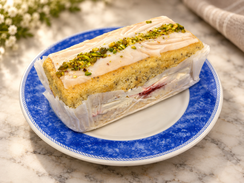 Gluten-Free & Vegan Raspberry & Almond Cake Ind.