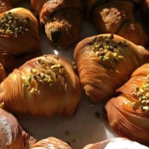 Sfogliatella Riccia with Pistachio